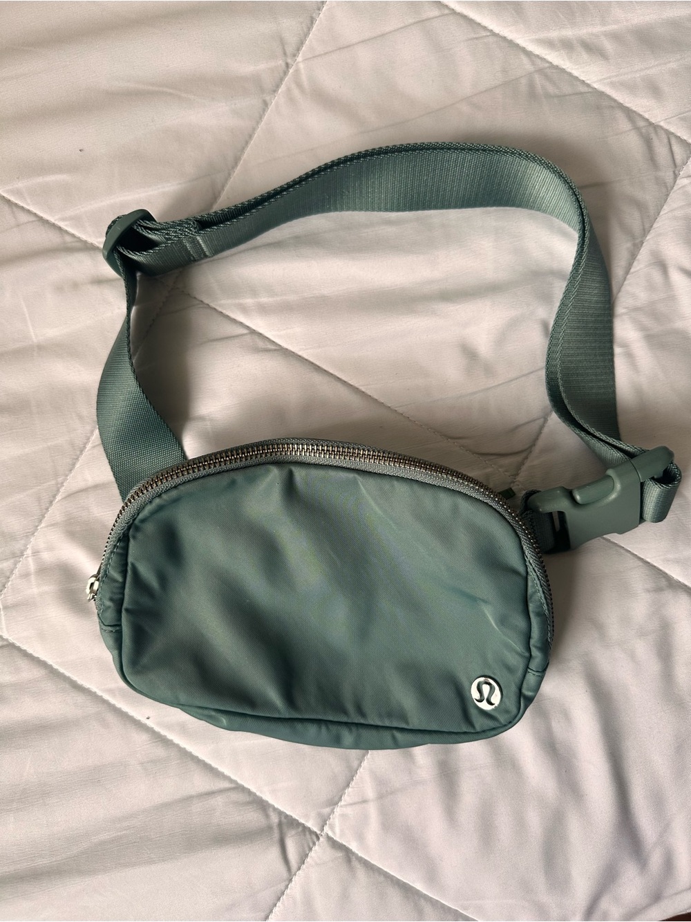 lululemon athletica Sage Green Waist Pouch